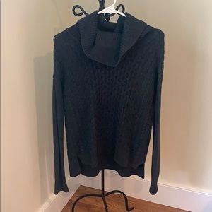 American Eagle Grey Sweater